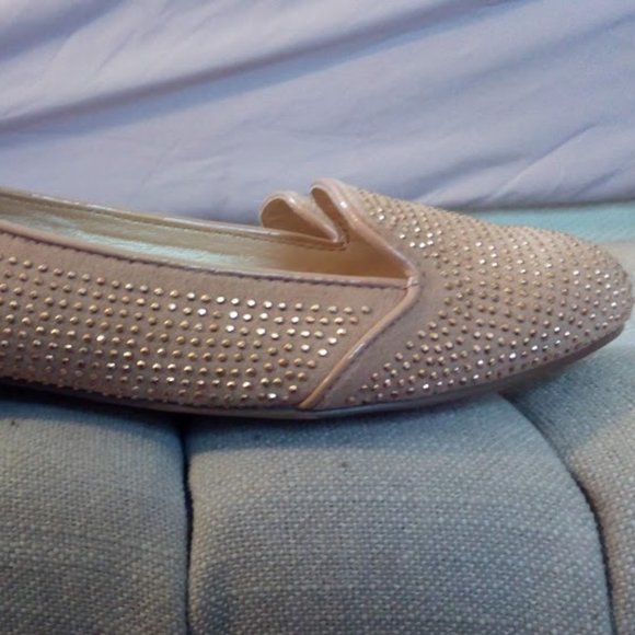 Free w/ the purchase of 2 or more items - Picture 7 of 7